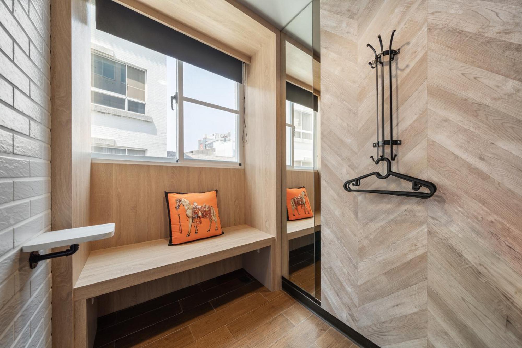 S&E Hotel Tainan Exterior photo