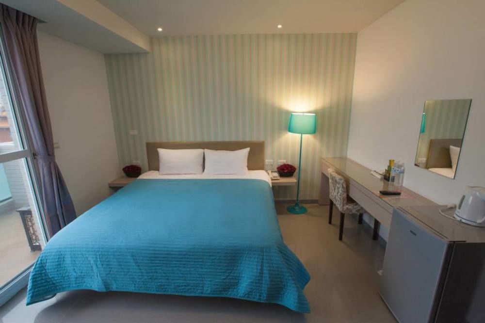 S&E Hotel Tainan Exterior photo